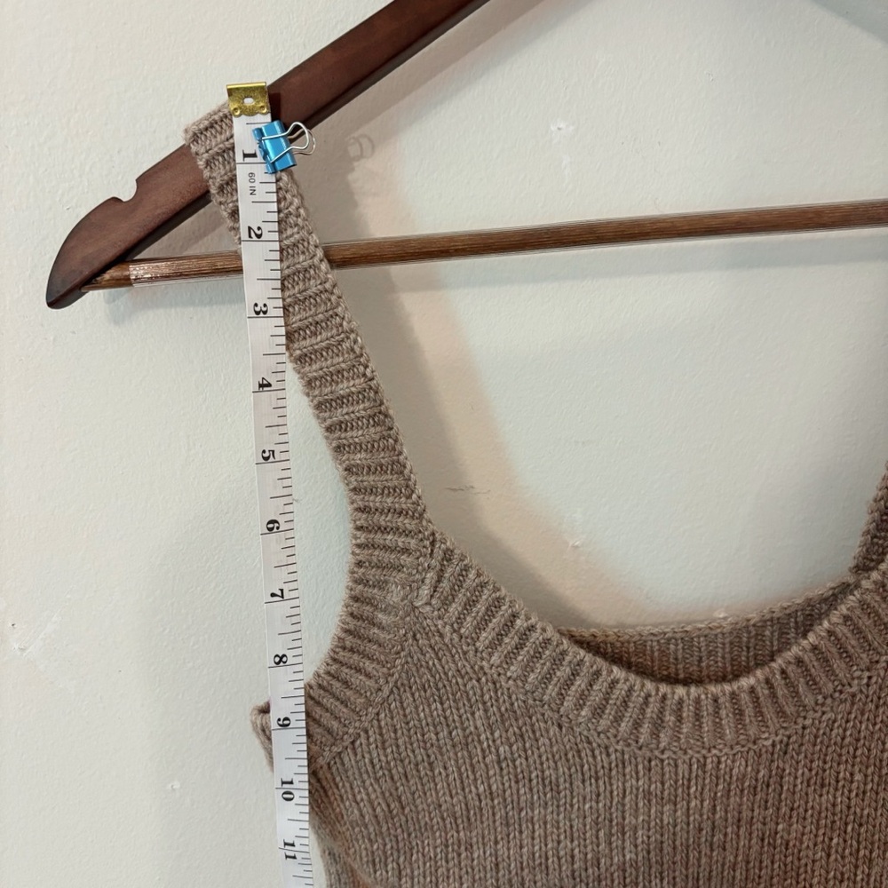Sweater Cropped Ruffle Tank Top gray/brown NWT - Picture 5 of 9